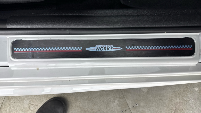 MINI Hatchback 1.5 Cooper Sport 5dr Auto Petrol Hatchback